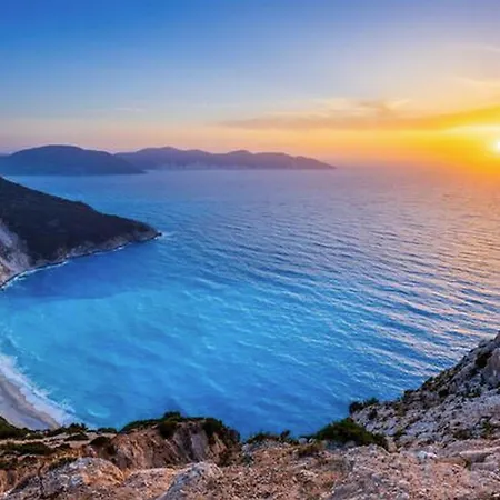 Вилла Seafront Kefalonia Kazaana 3 Bedrooms Spectacular Sea Views Асос